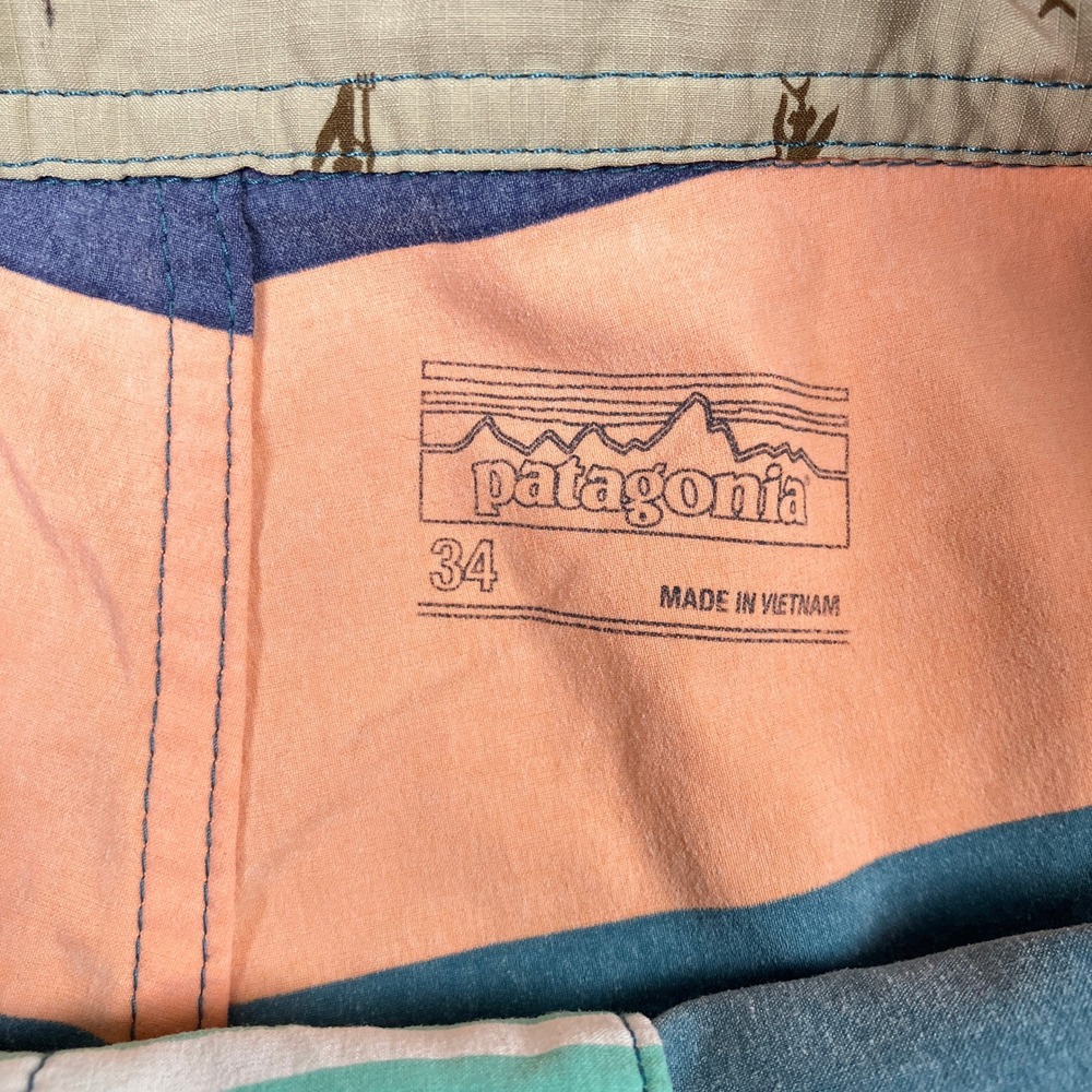 Patagonia Wavefarer Men's 34 Boardshorts Blue Orange Striped 86543 - Picture 3 of 9